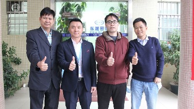 廣州和徐州機(jī)械行業(yè)來訪東晟密封